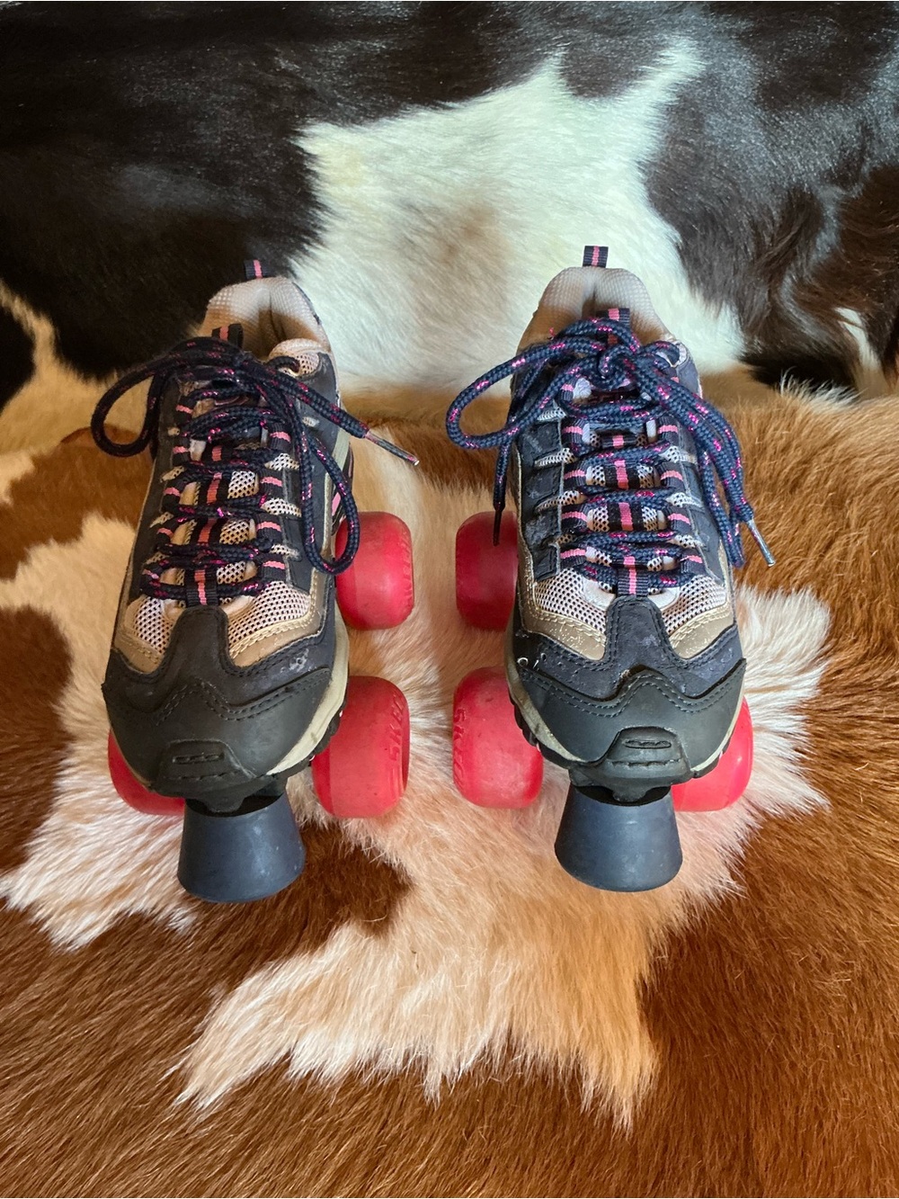 SKECHERS SPORT ROLLER SKATES Womens şz 2 (Eur 33.5) BEAUTIFUL CONDITION Girls